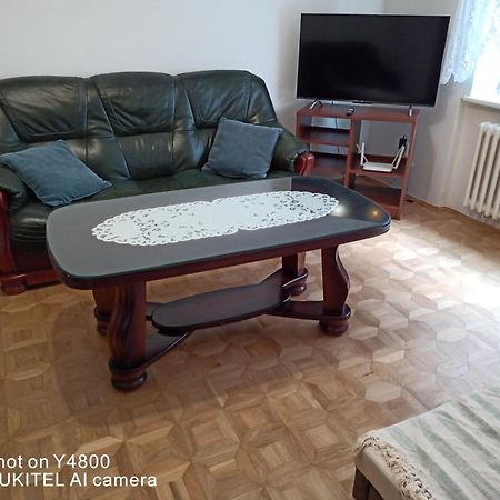 Byt - Apartman - Robotnicka Братислава Екстериор снимка